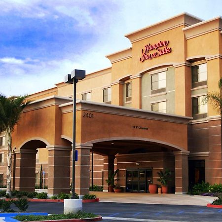 Hampton Inn&Suites Seal Beach Exterior foto