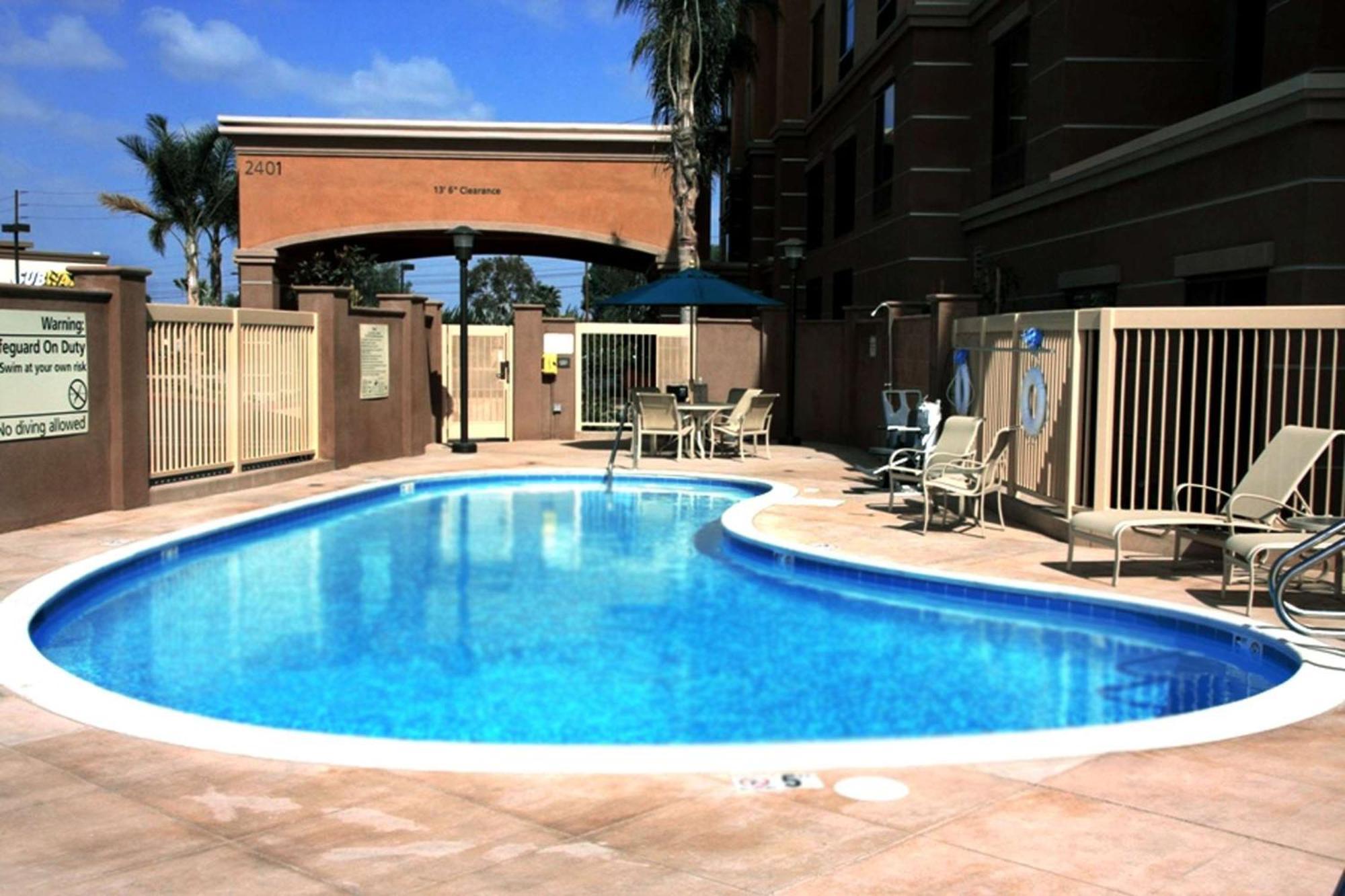 Hampton Inn&Suites Seal Beach Exterior foto
